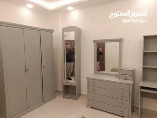  5 نجار متنقل ودهان  موبيليا بكافة أنواعها .....