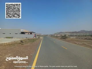  8 ارض للبيع بمصفوت سكنى زاوية شارعين