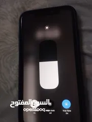  1 iPhone 11 حالة ممتازه جدا