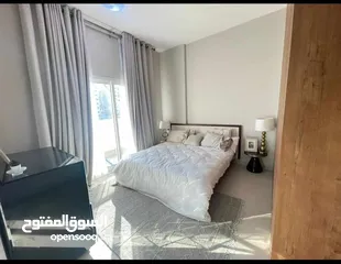  3 مجمع سكني بالياسمين قيد الإنشاء