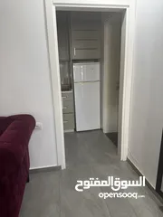  2 مكتب مشطب جاهز للبيع في رفيديا الشارع الرئيسي
