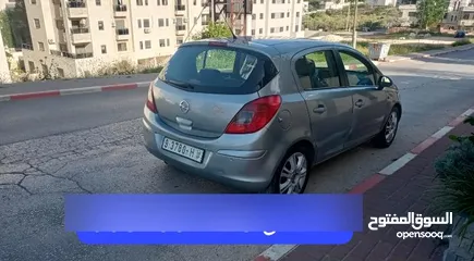  3 اوبل كورسا اوتومات سنة 2011 نخب