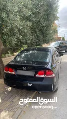 4 هوندا سيفيك 2009  1300 بانزين و500 هايبرد السيارة منفوضه بلكامل مغيرلها كلشي قابل للتفاوض