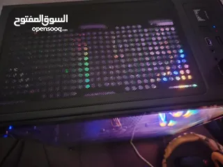  3 Pc games مكفول سنه استعمال شهر    فقط + شاشه 22 انش     السعر قابل للتفاوض