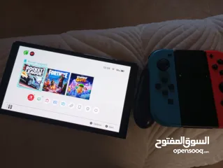  4 نينتندو سويتش OLED مستعمل 3 شهور جديدة مع ضمان مع الملحقات ( اكسسوارات) فقط ب 850 شيكل