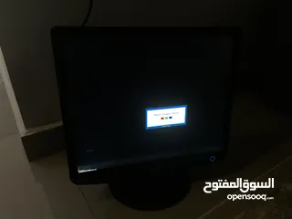  2 شاشات كمبيوتر