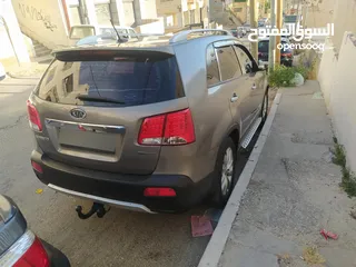  2 جب كيا سورينتو للبيع بحالة ممتازه جدا