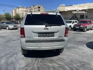  6 جيب جراند شيروكي 2010