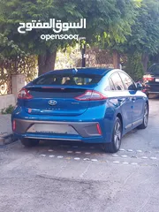  8 للبيع هيونداي أيونيك فل الفل مع فتحه بحاله الوكاله وارد كوري ممشى قليل....