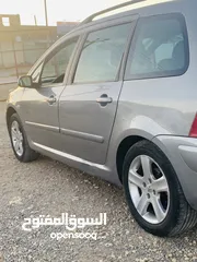  3 بيجو307. 2004 للبيع