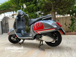  11 بحالة الوكالة VESPA GTS 300