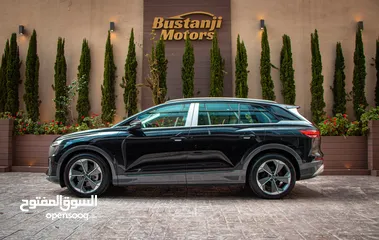  13 AUDI Q5 40 e-TRON  2022