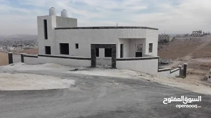  6 بيت شبه فيلا غير مكتمل في جريبا بجانب جامع إبراهيم الخليل 4 واجات حجر