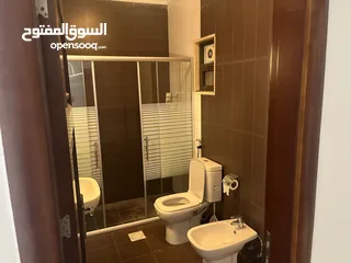  29 شقه طابق اول غير مفروشه للبيع في منطقة الكرسي
