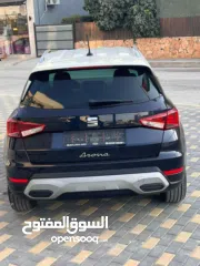  3 سيت ارونا البوز الجديد واللون المميز جدا سياره شبابيه عائليه سبورت مميزه