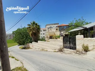  4 منزل مستقل للبيع