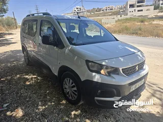  3 بيجو ريفتر 2022 للبيع