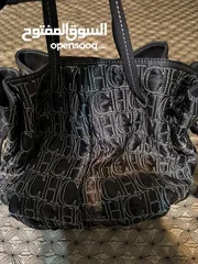  4 شنطه نسائيه مشاركه كارولينا هيريرا