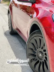  10 تسلا مودل y للبيع