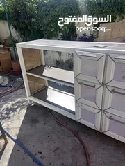 1 خزانه مع 9 جوارير للبهارات