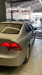  3 هوندا سيفيك هايبرد 2007 مدهونة حديثا دهان الوكالة بتمشي 350 كيلو بالتنكة.