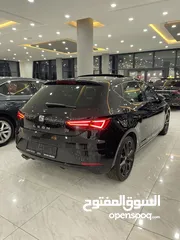  4 Seat leon fr // فتحة سقف بانوراما كاملة الاضافات طلاء الشركة يد صفر