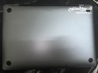  8 MacBook pro M1اقرأ الوصف صفقة بسعر مناسب و استخدام قليل