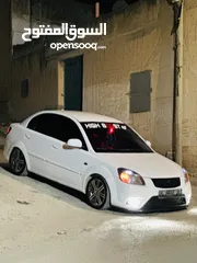  1 كيا ريو 2010