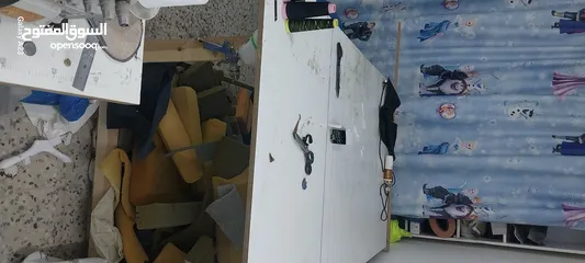  3 مخيطه كاملة  للبيع  بمحتوياتها كاملة او حسب الطلب