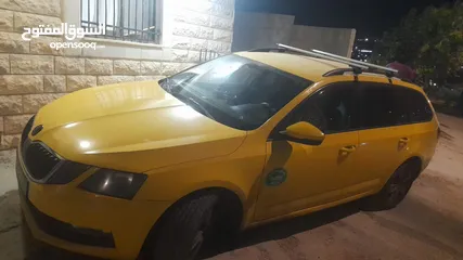  4 سكودا اوكتافيا عمومي للبيع البودي +امكانيه تاجير الرقم
