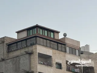  26 روف طبقتين بمساحة 180 متر مربع بموقع مميز  مع بئر مياه خاص بالروف واشتراك مياه وكهرباء بمدينة الخليل