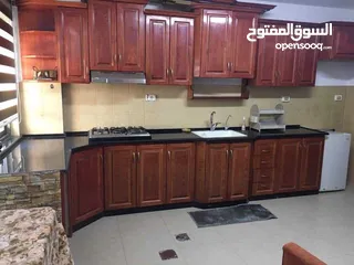  4 شقة مفروشة غرفتين وصالة وبرندا ومنافه