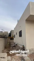 5 بيت للبيع المفرق شارع عشرين