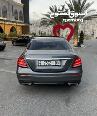  4 E220D 2016