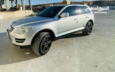  2 طوارق 2010 4×4 فتحة سقف ماتور 3000 ديزل