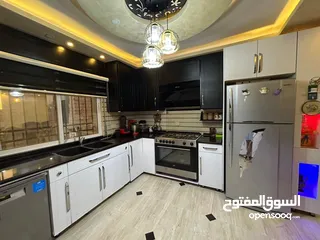  8 شقة للبيع في الحي اربد، الحي الشرقي مساحة 160 متر مربع.