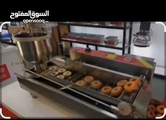  1 معدات وخط إنتاج مشغل دوناتس للبيع في عمان قابل للتفاوض للمهتمين فقط