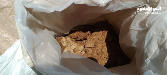  3 Organic compost for plants and garden السماد العضوي للنباتات والحديقة