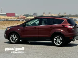  14 Ford Escape  / 2018 /  v4 perfect condition  / 28000 aed /