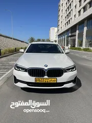  2 BMW 520i 2023 GCC  بي ام دبليو 520 وكالة الجنيبي تحت الضمان