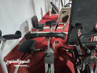  24 نادي جيم كامل للبيع