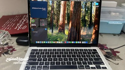  2 MacBook Air 13.6 M3