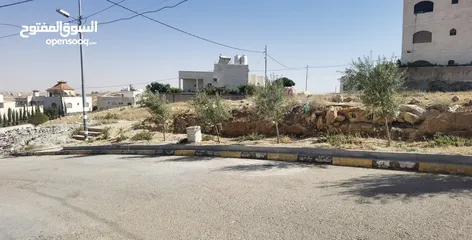  7 أرض سكنية للبيع في اسكان سحاب-ضاحية الأميرة ايمان-قرب مستشفى التوتنجي