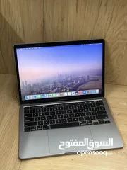  1 MacBook Pro 2020 / 16 RAM/ Core i5/ 500 SSD