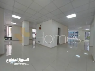  8 مكتب طابق اول طابقي في منطقة شركات للايجار في الشميساني، بمساحة 500م