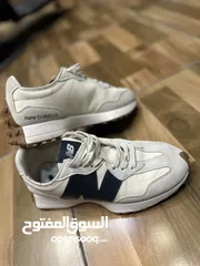  4 حذاء new balance 327 للبيع