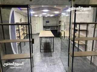  3 محل في نص البلد في نابلس