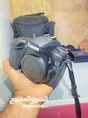  2 Canon 70D body with bag