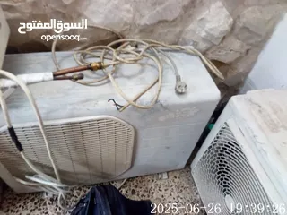  5 مكيفات عادي نظيف جدا وانواع ممتازه جدا كامل اغراضو وغازو فل مواسير جداد ريموت موجود وسلك كنترول موجو