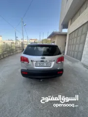  4 Kia sorento 2011 للبيع